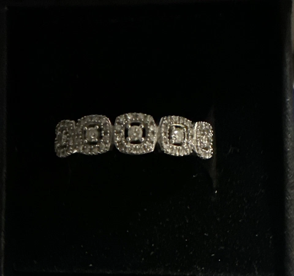 Solid 10K White Gold Diamond HALO Style Ladies Band Ring 2.1 Gr. Appraisal - Image 4 of 4