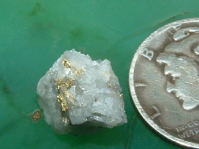CLASSIC GOLD QUARTZ SPECIMEN .73 GRAM 16TO1 MINE CALIFORNIA GOLD AND QUARTZ