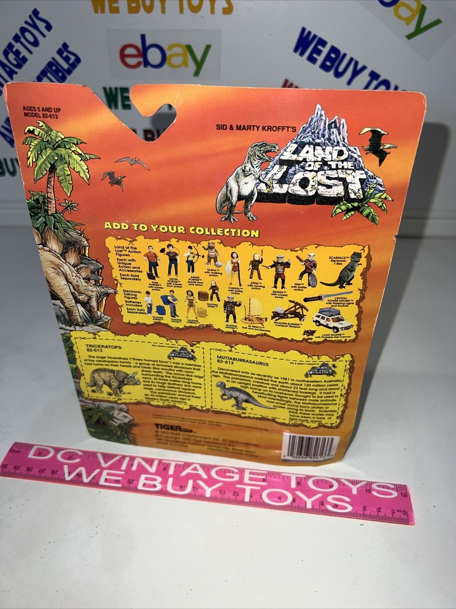 Land of the Lost Muttaburrasaurus & Triceratops Figures 1992