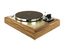 Restored Thorens TD 160 MKII turntable with SME Series III oak wood