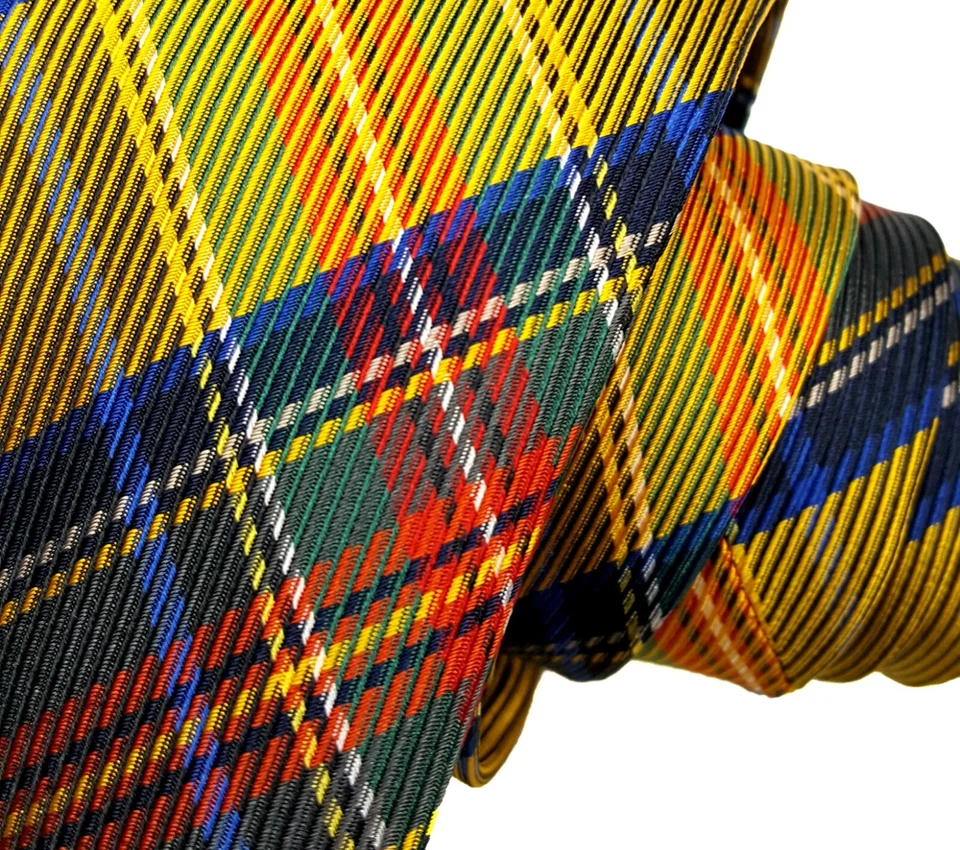 Corbata ajustada a cuadros dorados Corneliani 2,75" seda 60L Foto 2 de 4