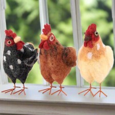 Primitive Farmhouse 3 pc Felt Chickens 4.5"