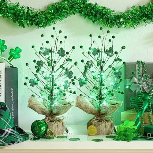 Lighted tree decor deals
