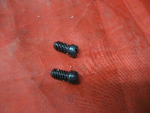 White 431 Sewing Machine Parts Cabinet Case Set Screws Grubs For Hinges - Picture 2 of 2