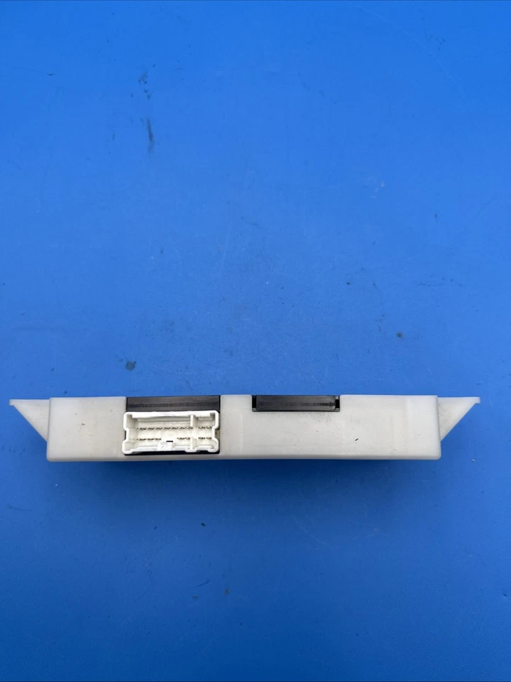 05-07 英菲尼迪 G35 3.5 升 RWD Fron 左座控制模块 原始设备制造商 — 第 3/4 张图片