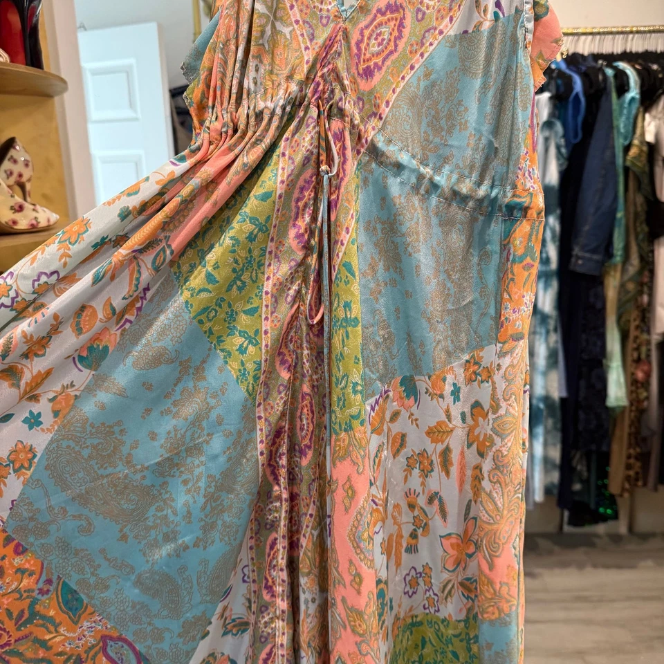 Vestido midi Zimmermann Junie Racerback alto-baixo - Imagem 4 de 4