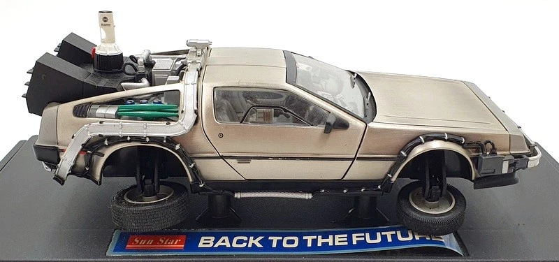 Sunstar 1/18 Scale 2711 Back To The Future Part 1 Time Machine Delorean - Image 4 of 4