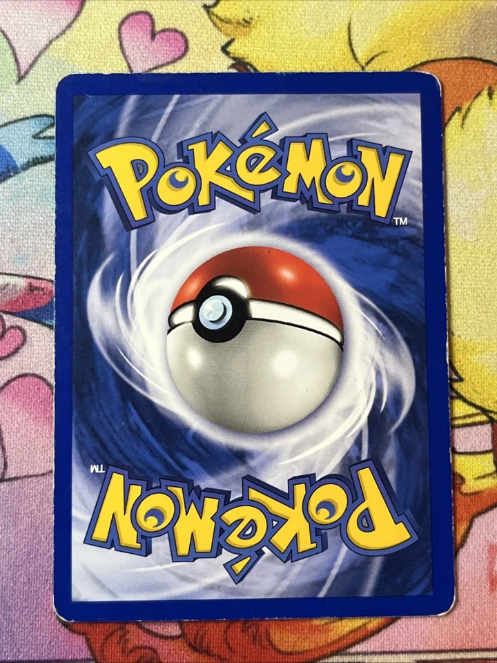 Pikachu 70/111 Neo Genesis Unlimited Common Pokémon 2000 MP - Image 2 of 2