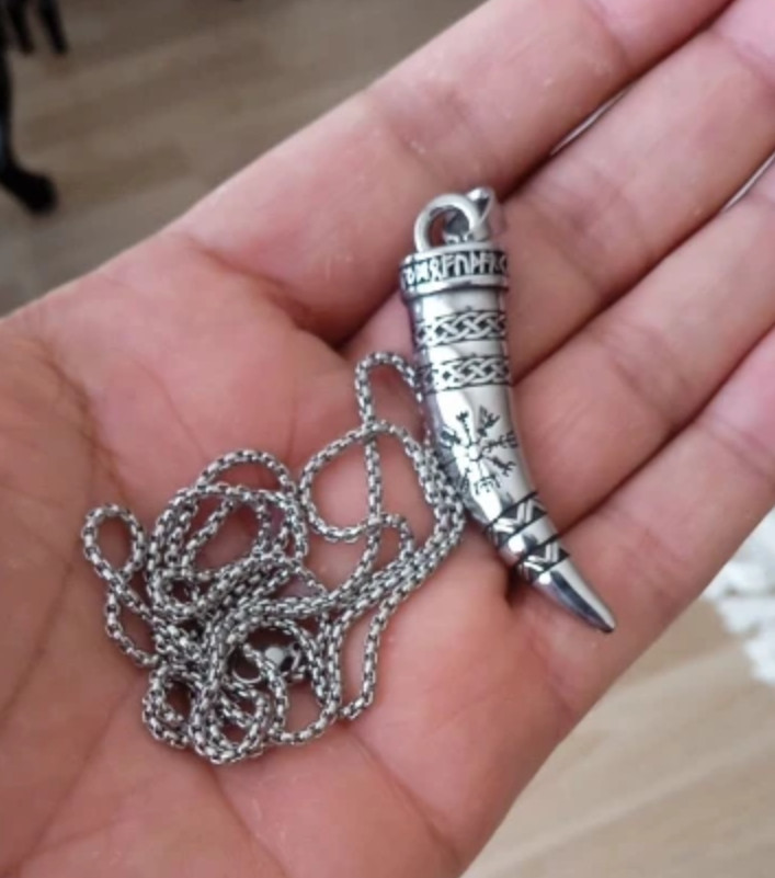 Collier acier homme avec pendentif corne d'abondance en acier 316L Bijoux des Lys