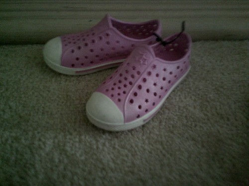 Girl's Toddler Sandals/watershoes Size 9-10 - Picture 2 of 3