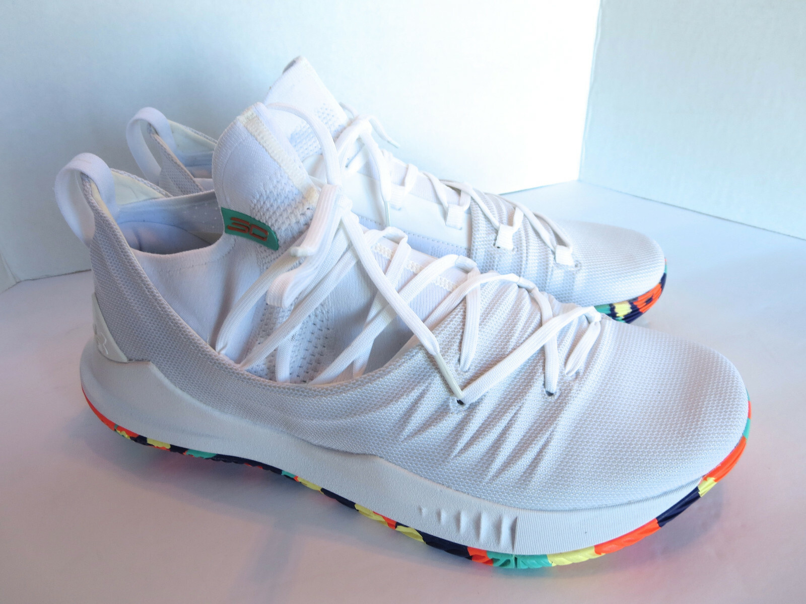 curry 5 white confetti
