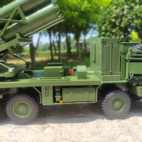 1/32 MAN SX-EXTREME MOBILITY TRUCK SYSTEM - Missile launch vehicle Green Color - Picture 9 of 15