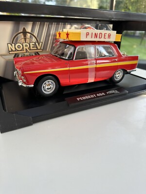 1/18 Vintage Peugeot 404 Norev 1966 PINDER CIRCUS Rare Die Cast Modellauto French