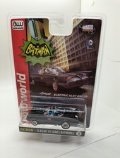 New  Auto World Classic Batmobile Slotcar DC Comics 2017 HO Scale 4Gear