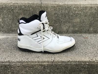 brooks basketball shoes