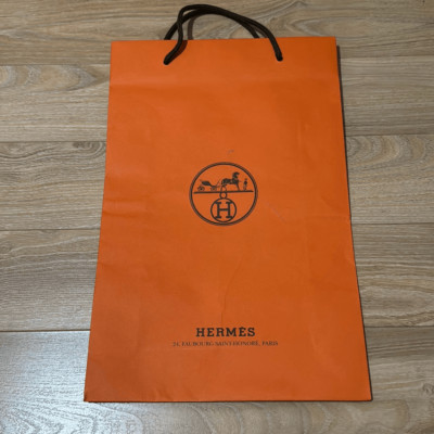 Hermes shopping bag size medium