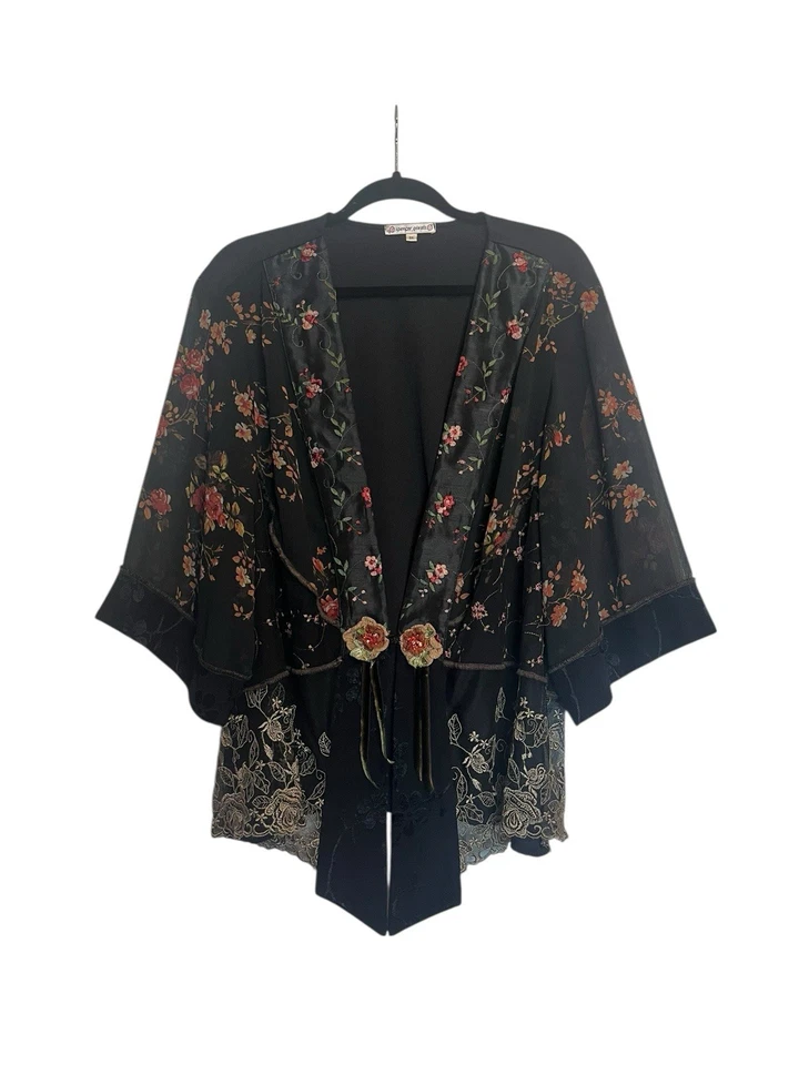Chaqueta Kimono Spencer Alexis 3X Negra Encaje Transparente Floral Bohemia Artística Foto 3 de 4