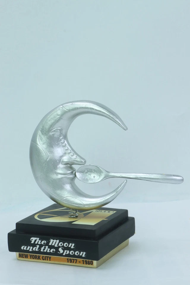 Figura 3D Studio 54 La Luna y la Cuchara 6"x6"x6" L.E. 288 envíos por 11-15-25 Foto 4 de 4