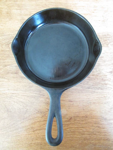 VINTAGE LODGE, CAST IRON 6.5" SKILLET #3