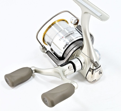 TEAM DAIWA 2500IA リール DAIWA 98 Team Daiwa X 2500iAW Spinning reel Unused With Box