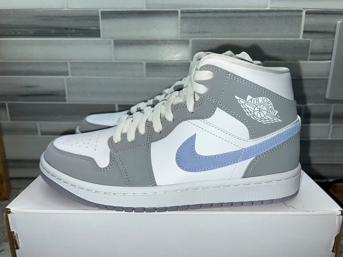 Nike Air Jordan 1 Mid Wolf Grey Aluminum W BQ6472-105 Size Nike Air Jordan 1 Mid Wolf Grey Aluminum W BQ6472-105 Size