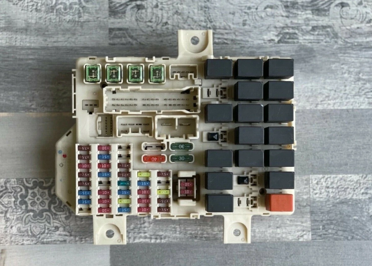 SMART FORFOUR 2006 1.3 PETROL FUSE BOX MN902449 | eBay