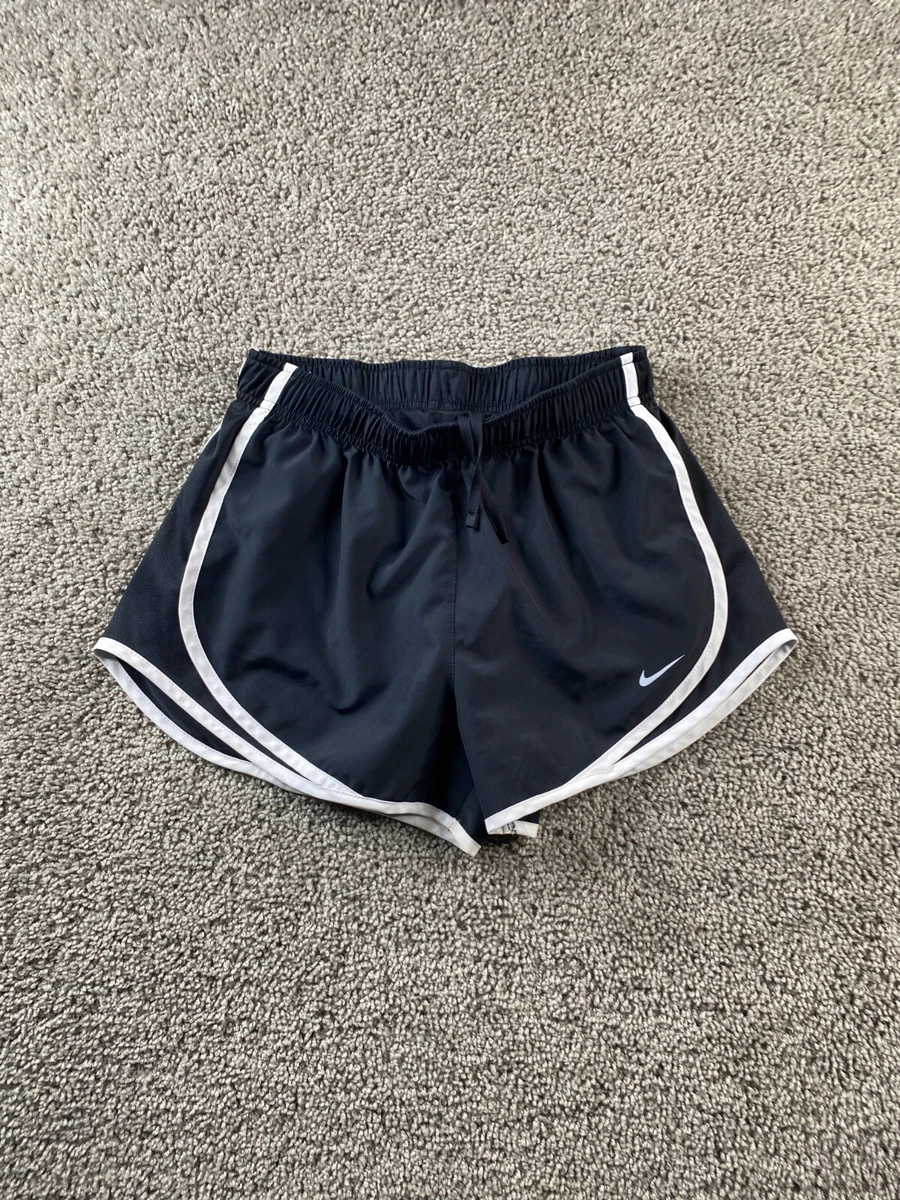 ladies black nike shorts