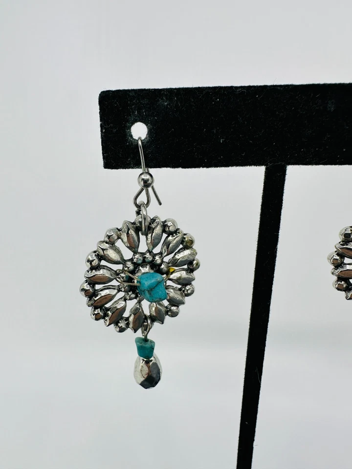 Pendientes Chicos Flor Azul Cuentas Cuelgan Boho Western Tono Plata Joyería Foto 3 de 4