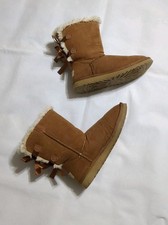 UGG Bailey Bow II Boots Size 5 Chestnut
