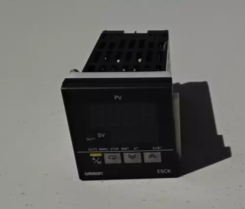 E5CK-AA1-500 Omron Temperature Process Controller