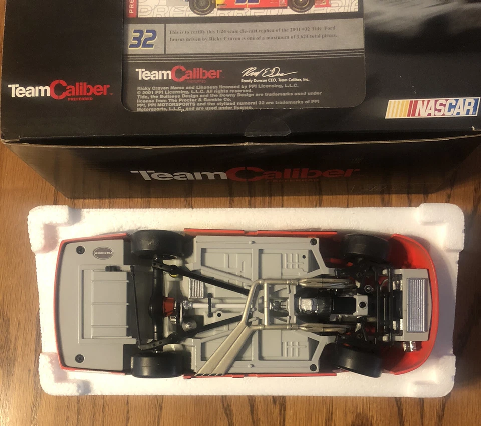Ford Team Caliber Preferred Ricky Craven #32 Tide 2001 escala 1:24 hecho 1/3624 Foto 4 de 4