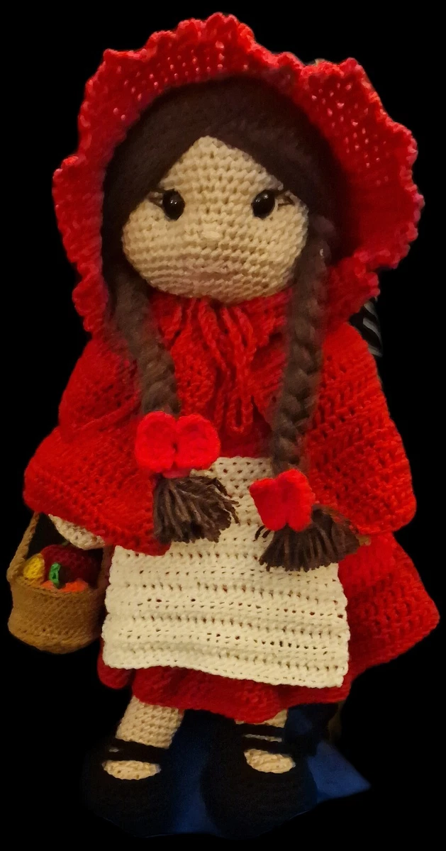 Bambola amigurumi cheap