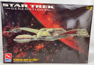Star Trek Generations Klingon Bird of Prey Model Kit AMT ERTL #8230 UNASSEMBELED