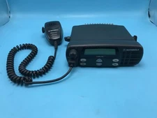 Motorola CDM1250 136-174 MHz VHF 25 Watt Two Way Radio AAM25KHD9AA2AN W/ Mic