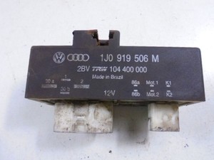 Volkswagen Polo 2003 Steuergerät Ventilator Lüfter 1J0919506M AOJ52841