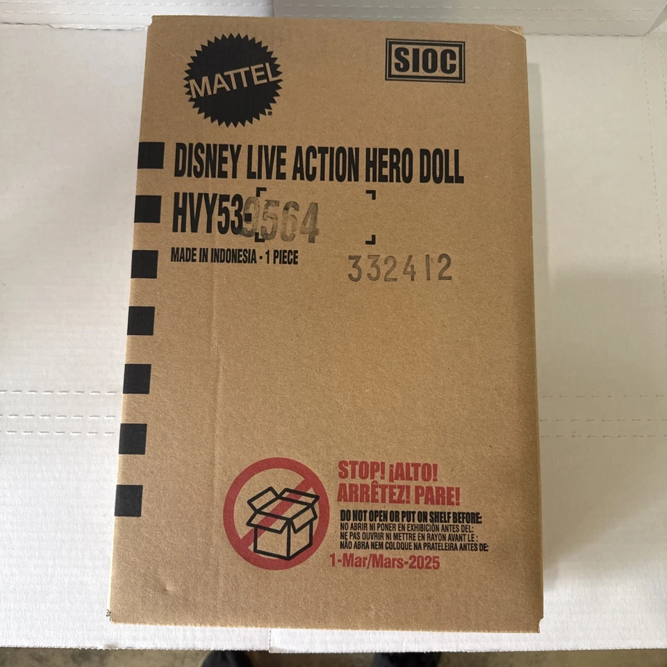 2025 DISNEY SNOW WHITE LIVE ACTION HERO COLLECTOR DOLL HVY53 - Image 2 of 3