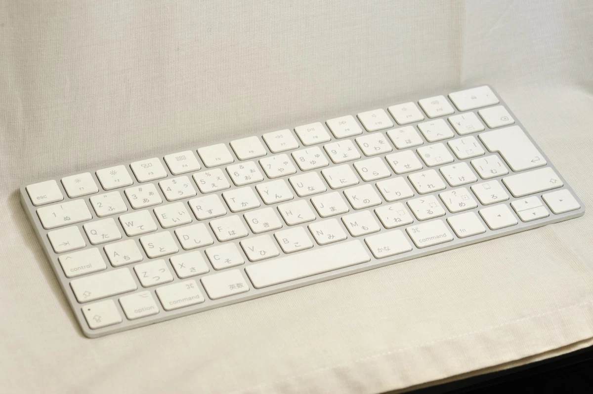 Preços baixos em Japonês Apple Teclados e Painéis de teclado para