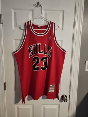 100% Authentic Michael Jordan Mitchell & Ness 97-98 Bulls Jersey