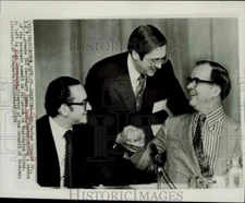 1974 Press Photo Barber Conable talks with James Lynn and Alan Greenspan in D.C.