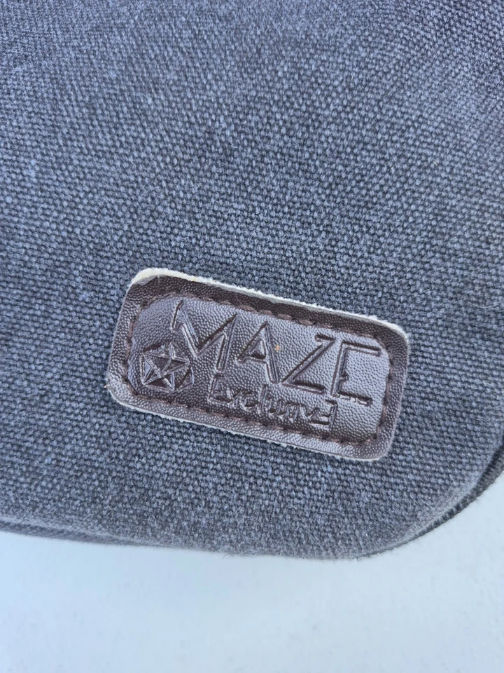 Bolso Bandolera de Viaje MAZE Exclusivo Negro Envejecido Multifuncional de Lona Resistente Foto 3 de 4