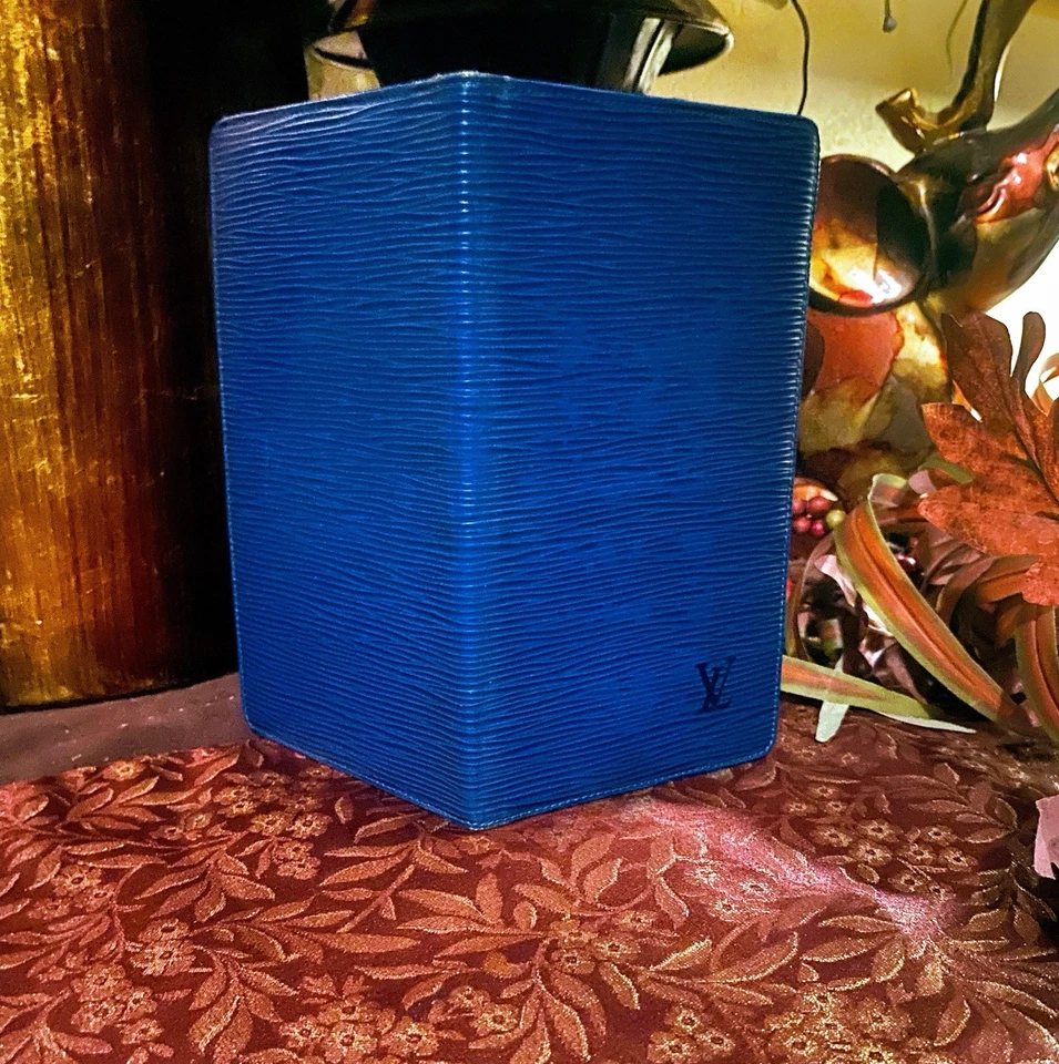 Auténtica billetera larga Louis Vuitton Epi de cuero Porte Yen Cartes crédito doble pliegue Foto 2 de 4