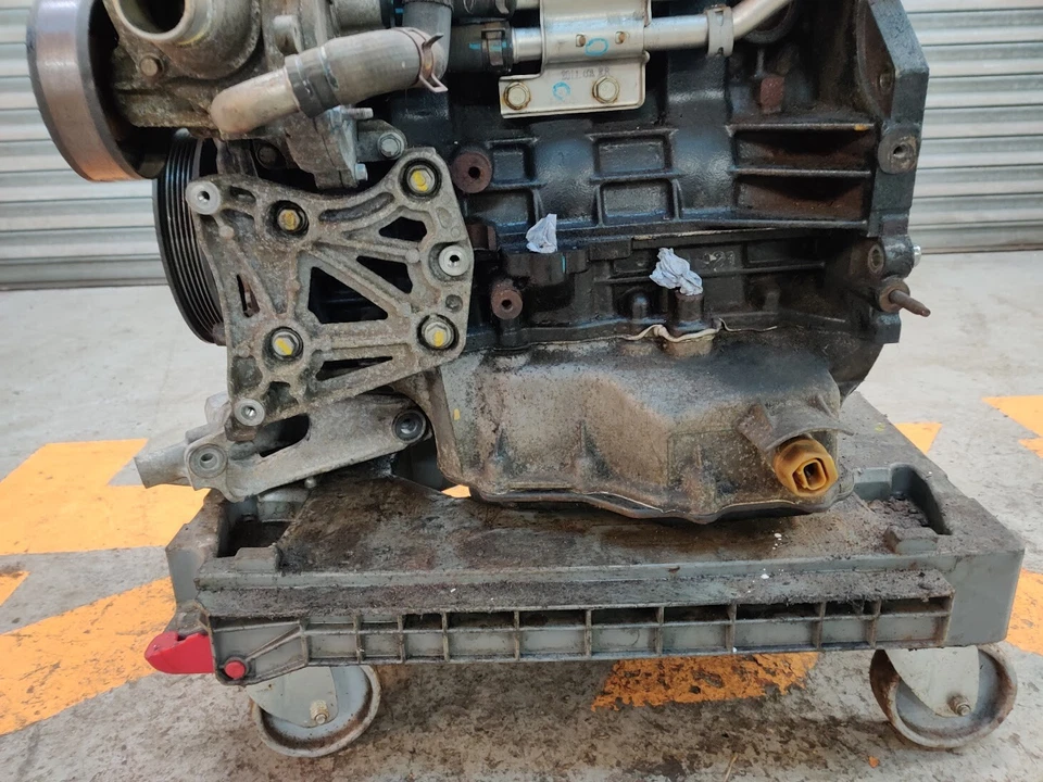 2012 CHEVROLET CAPTIVA  2.2 DIESEL BARE ENGINE Z22D1  NOT TESTED! - Image 4 of 4