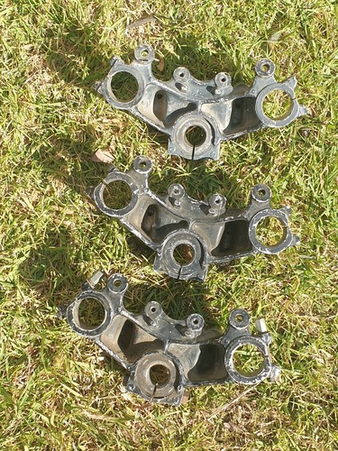 GENUINE HONDA CB750 FOUR F SERIES TOP BRIDGE TRIPPLE TREE CLAMP - Foto 3 di 4