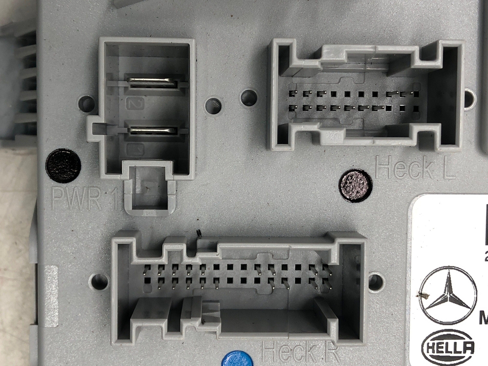 2019 - 2023 ASTON MARTIN VANTAGE SIGNAL ACTIVATION SAM CONTROL MODULE 2229006014