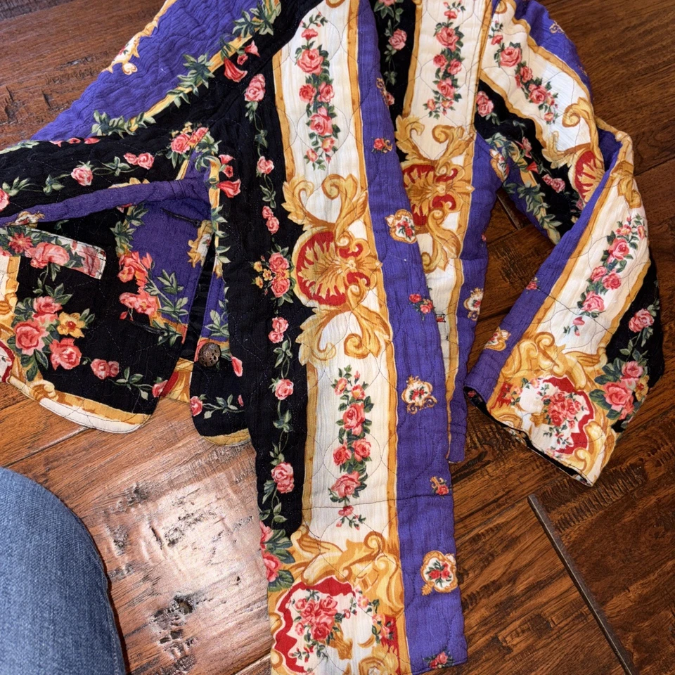 Chaqueta pequeña vintage Carole para mujer grande acolchada floral étnica abotonada años 90 Foto 2 de 4