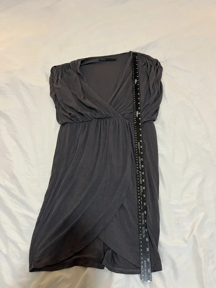 Vestido corto envolvente sin mangas Akiko para mujer XS gris 133 Foto 3 de 4