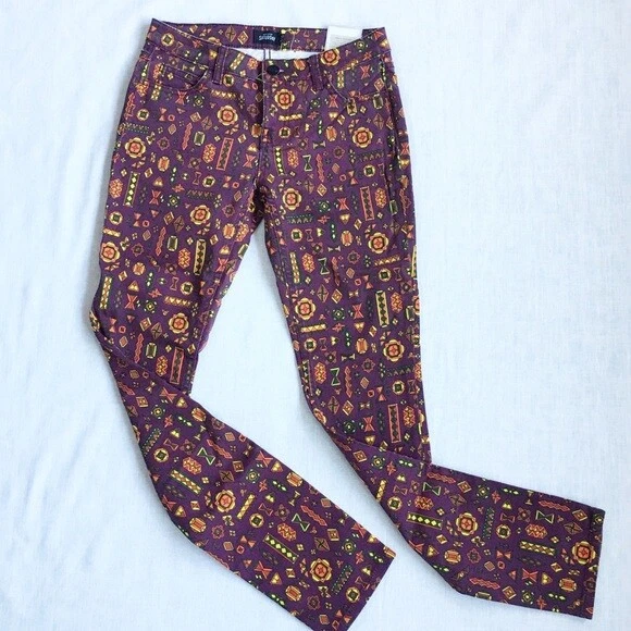 Nuevo con etiquetas Jean ajustado Kate Spade Saturday estampado geométrico en morado oscuro talla múltiple 24 Foto 2 de 4