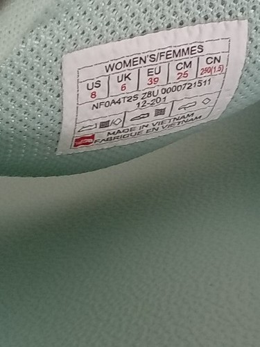 THE NORTH FACE Women's Base Camp Slide III, Brilliant Green, Sz 8 #2u2a - Picture 6 of 6