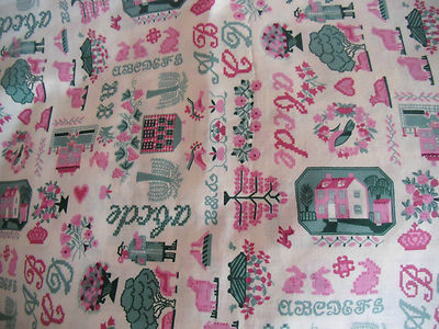 Lot De 2 Coupons Tissu Coton — Motifs Personnages, Animaux, Maisons, Lettres, Fleurs — Rose