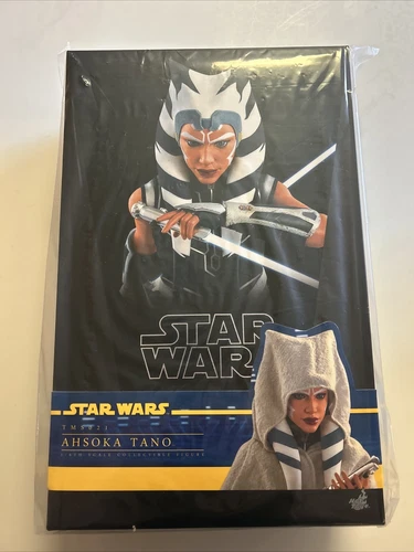 Hot Toys Star Wars: The Clone Wars - Ahsoka Tano 1/6th Scale Collectible Figure